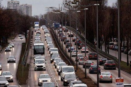 EU chính thức thông qua lệnh cấm động cơ đốt trong từ năm 2035