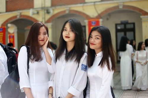 Có nên cấm học sinh nhuộm tóc?