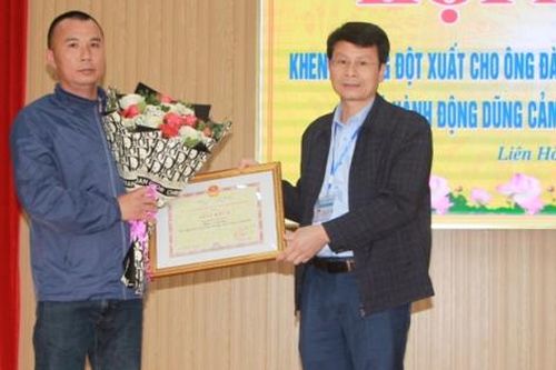 Đi bắt cá bị đuối nước, 2 cháu nhỏ được người đàn ông cứu sống