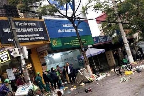Thương tâm: Nữ công nhân vệ sinh môi trường bị xe ô tô tông trúng tử vong