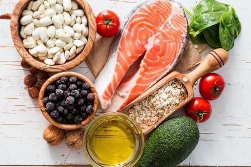 Những lợi ích bất ngờ của chế độ ăn giàu thực phẩm chống viêm đối với sức khỏe