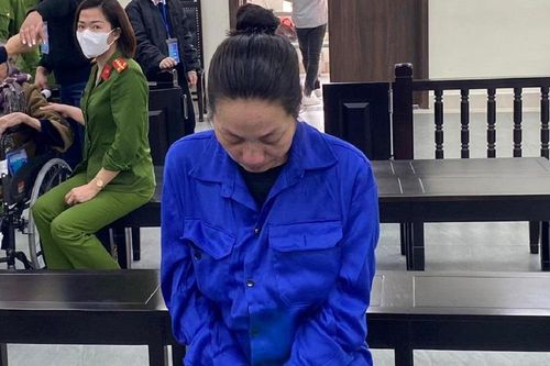 Người phụ nữ đốt nhà mẹ đẻ giữa đêm vì bị 'cấm cửa' quay về