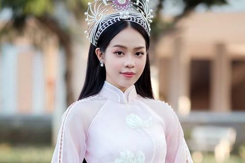 Tranh cãi Hoa hậu Thanh Thủy thừa nhận sửa mũi, vòng một sau đăng quang