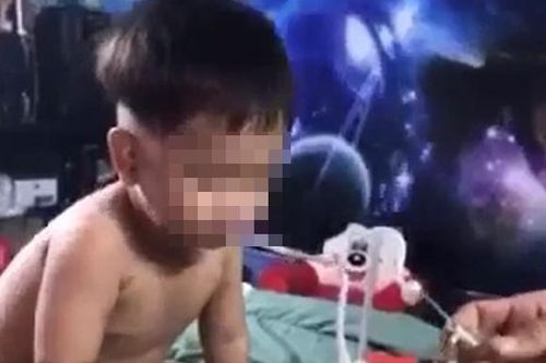 Số phận pháp lý người cho bé trai 3 tuổi hút ma túy