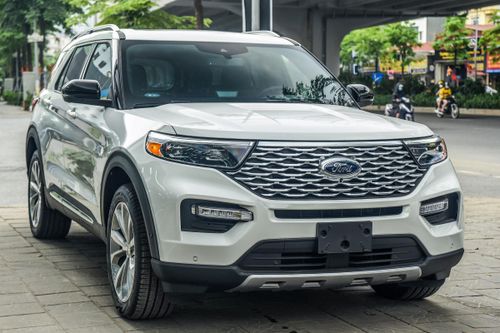 Suzuki Ciaz chưa thoát ế, Ford Explorer lọt top bán chậm