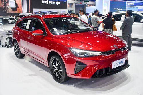 Chi tiết xe điện MG ES, sạc đầy đi hơn 400 km