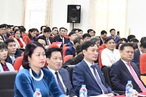 Hà Nội: Bồi dưỡng nghiệp vụ cho 223 phó bí thư đảng ủy xã, phường