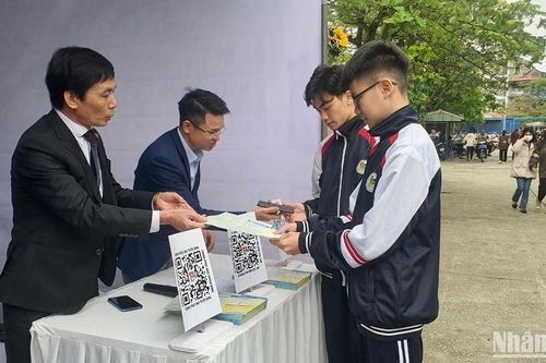 Nam Định tổ chức Ngày hội việc làm 'Trao cơ hội-tạo tương lai'