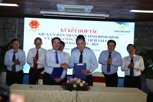 Bình Định ký kết hợp tác du lịch với Saigontourist