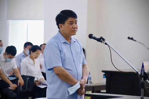 Cựu chủ tịch thành phố đã 'sa lầy' như thế nào?