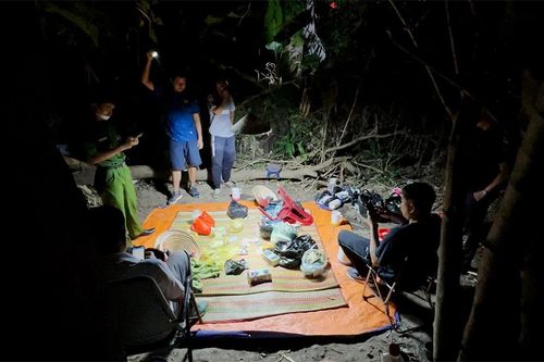 Công an An Giang triệt xóa tụ điểm đánh bạc trong đêm