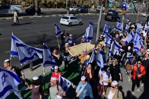 Israel: Lo chính phủ dùng 'kế hoãn binh' sau động thái mới, người dân tiếp tục biểu tình, đối thoại giữa các phe bắt đầu
