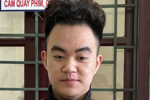 Chân tướng 2 'siêu trộm' đột nhập cửa hàng điện thoại lấy đi 700 triệu đồng