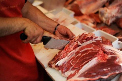 Italy 'khai chiến' với thịt nuôi cấy trong phòng thí nghiệm