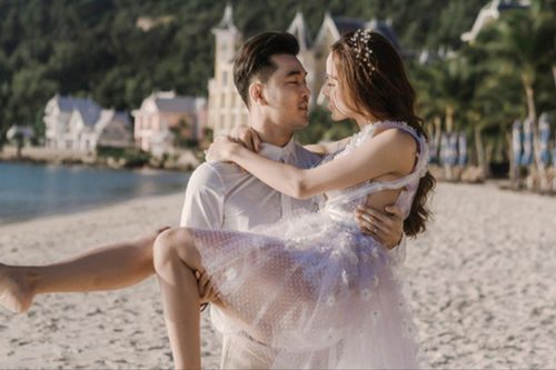 'Ông hoàng băng đĩa' Vbiz từng khởi nghiệp với 500 nghìn nay ở nhà lầu, xe hơi, vợ đẹp con ngoan viên mãn