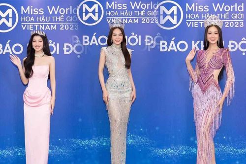 Thời trang thảm đỏ của Top 3 Miss World Vietnam 2022: Phương Nhi trung thành với style 'kẹo ngọt'