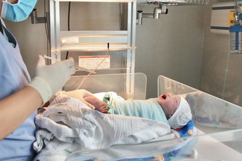 Nâng cao tỷ lệ tiêm vắc-xin viêm gan B cho trẻ sơ sinh