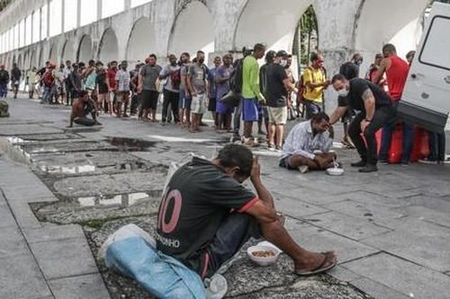 Brazil đã ghi nhận 700.000 người tử vong vì Covid-19