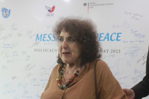 Nạn nhân thảm họa diệt chủng Holocaust tới Việt Nam