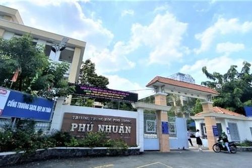 Công an Hà Nội cảnh báo chiêu thức lừa đảo mới: Báo 'phụ huynh bị tai nạn' để lừa học sinh