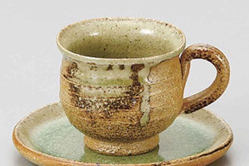 Triển lãm gốm Nhật 'Yakishime - Dáng hình của đất'