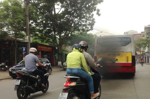 99,9% số lượt xe buýt Hà Nội được đánh giá chất lượng 5 sao: Liệu có chính xác?