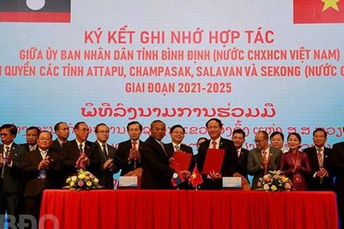 Bình Định và 4 tỉnh Nam Lào ký kết hợp tác giai đoạn 2021-2025