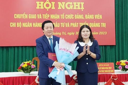 Quảng Trị chuyển giao tổ chức cơ sở Đảng, Đoàn Ngân hàng BIDV về Trung ương