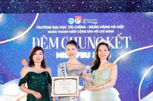 Mê mẩn trước nhan sắc ngọt ngào của Hoa khôi Trường Đại học Tài chính - Ngân hàng Hà Nội