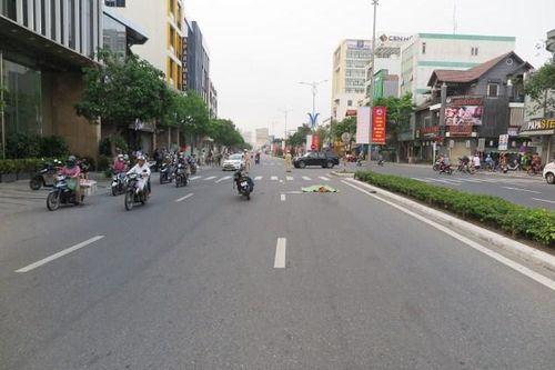 Nhậu từ đêm tới sáng, 'ma men' lái xe máy tông chết người đi bộ