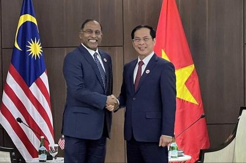 Tuyên bố báo chí chung giữa hai Bộ trưởng Ngoại giao nhân dịp kỷ niệm 50 năm thiết lập quan hệ ngoại giao giữa Malaysia và Việt Nam