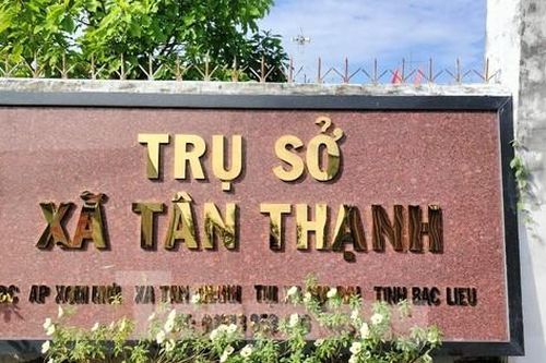 Đình chỉ sinh hoạt Đảng cán bộ lấy 5 'sổ đỏ' của dân đi thế chấp