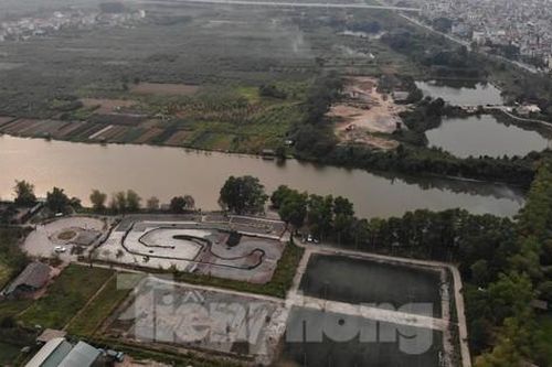 Cận cảnh công trình vi phạm mọc như nấm ở hai bờ sông Hồng