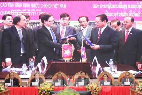 Bình Định ký kết hợp tác với 4 tỉnh Nam Lào
