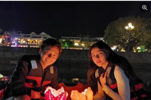 Loạt ảnh thân mật của Ngô Kiến Huy và tình tin đồn, hết chối chuyện hẹn hò