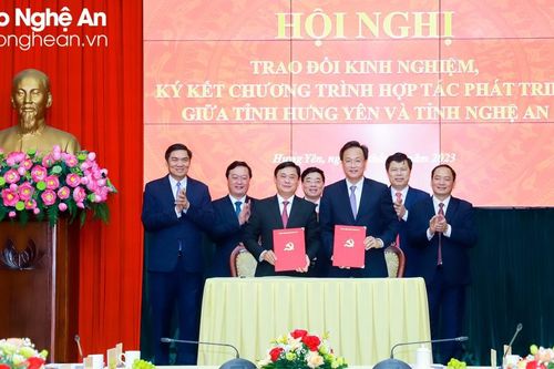 Ban Thường vụ Tỉnh ủy hai tỉnh Nghệ An và Hưng Yên ký kết Biên bản ghi nhớ hợp tác giai đoạn 2023 - 2025