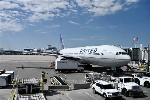 United Airlines đạt thỏa thuận lao động tạm thời với nghiệp đoàn