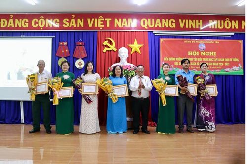 Phường Phước Tân: Biểu dương các tập thể, cá nhân tiêu biểu trong học tập và làm theo tư tưởng, đạo đức, phong cách Hồ Chí Minh