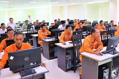 PC Khánh Hòa kiểm tra sát hạch nghề cho 400 công nhân