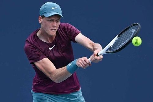 Miami Open 2023: Jannik Sinner giành quyền vào bán kết