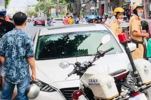 Bị CSGT truy đuổi do vi phạm giao thông, ôtô bỏ chạy qua 3 tỉnh rồi gây tai nạn