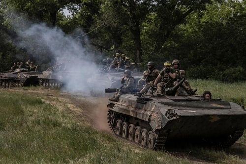 Ukraine chi 3,5 tỷ USD mỗi tháng cho quân đội