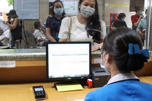 Nhiều bệnh viện ở TP.HCM gặp khó khăn khi chuyển đổi số