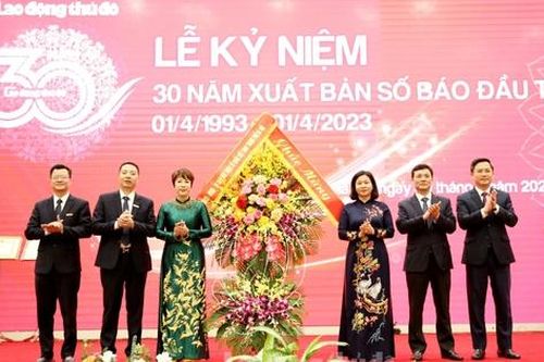 Báo Lao động Thủ đô kỷ niệm 30 năm ngày xuất bản số báo đầu tiên