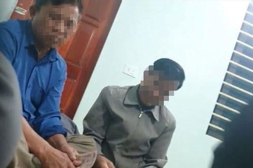 Xác minh clip bí thư xã đánh bài ăn tiền
