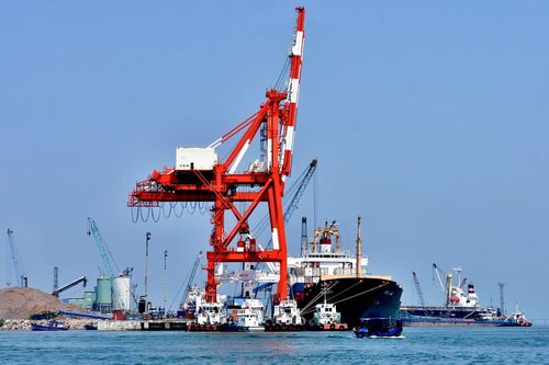 HoSE nêu lý do dừng xem xét hồ sơ niêm yết của Cảng Quy Nhơn