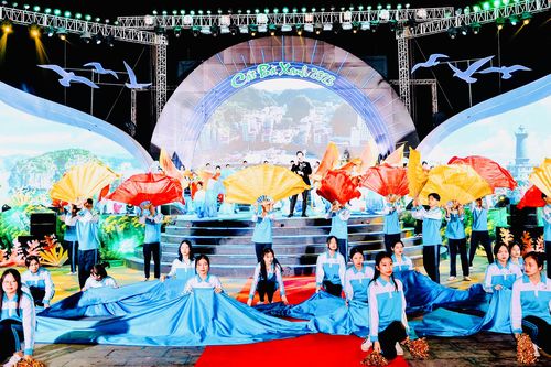 Rộn ràng khai mạc du lịch Cát Bà 2023