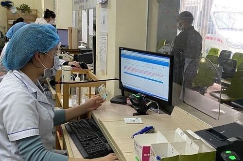 Hà Nội có 23/26 cơ sở đủ điều kiện cấp giấy khám sức khỏe lái xe liên thông bảo hiểm y tế