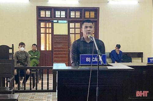 Rủ người chưa đủ 18 tuổi sử dụng ma túy, một thanh niên ở Hà Tĩnh lĩnh 66 tháng tù