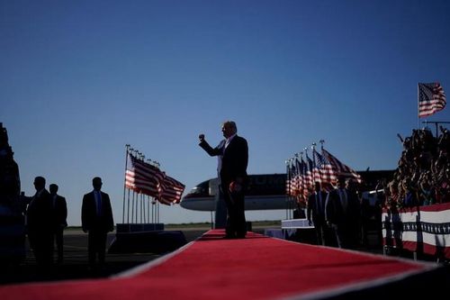Ông Trump có thể biến việc truy tố thành lợi thế trong bầu cử năm 2024
